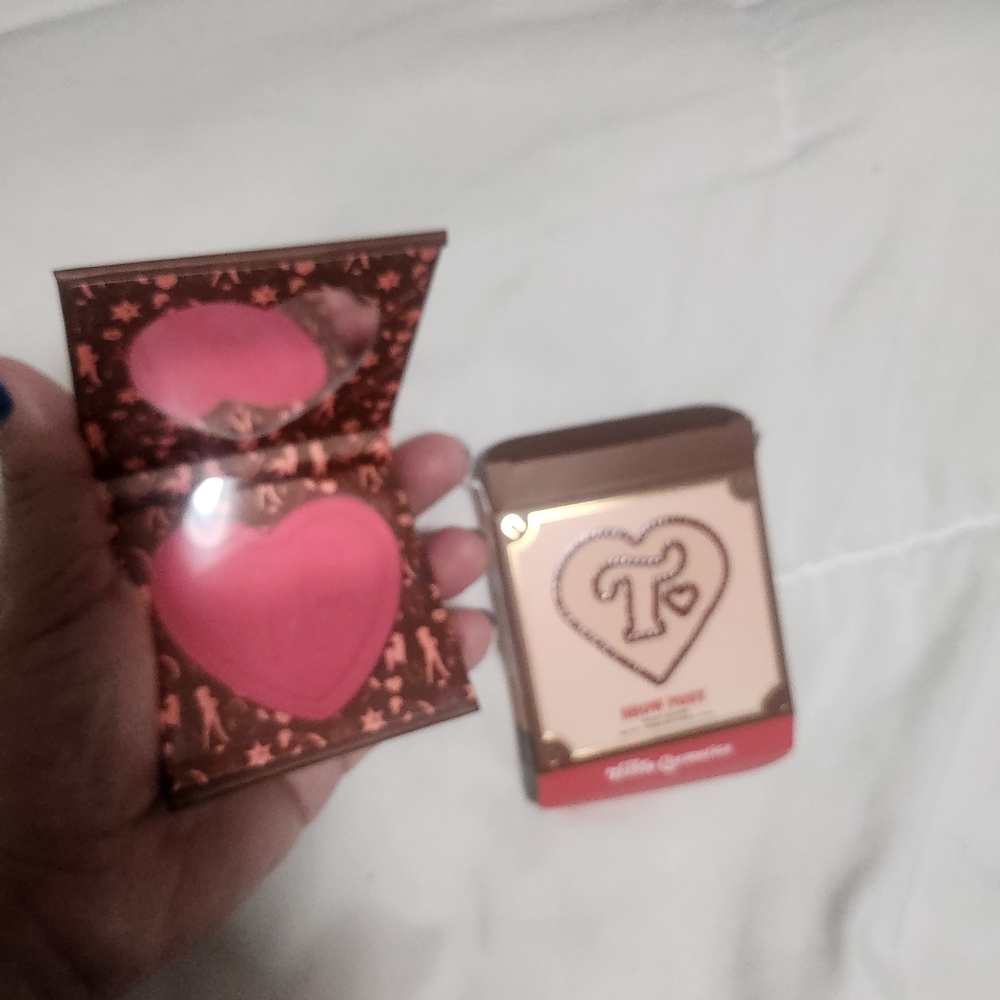 Trixie Cosmetics Heart-Shaped Blush in Vibrant Pink